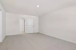 289 Maddox Dr, Aberdeen, NC 28315 - Photo 17