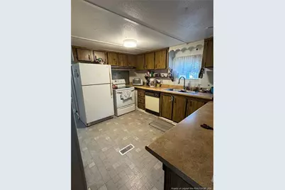 110 Chavis Lane, Cameron, NC 28326 - Photo 7