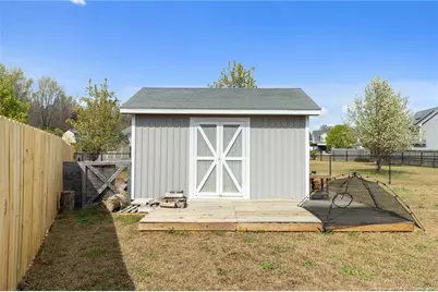 280 Mayor Court, Raeford, NC 28376 - Photo 3