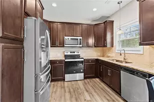 2501 Owlands Ct, Fayetteville, NC 28304 - Photo 9