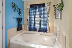 5704 Gentleman Dr, Hope Mills, NC 28348 - Photo 25