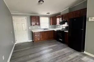 126 Oak St, Fayetteville, NC 28306 - Photo 3