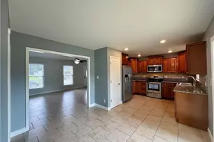 5026 Waterford Dr, Fayetteville, NC 28303 - Photo 7