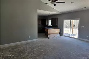 6085 Ari Ct, Fayetteville, NC 28312 - Photo 5