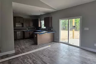 6085 Ari Ct, Fayetteville, NC 28312 - Photo 7