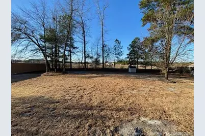 2825 Meadowmont Lane, Fayetteville, NC 28306 - Photo 17