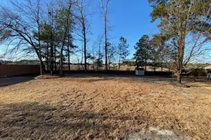 2825 Meadowmont Ln, Fayetteville, NC 28306 - Photo 17