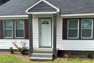 207 Johnson St, Fayetteville, NC 28303 - Photo 3