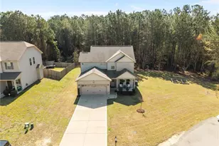 1712 Cherrypoint Dr, Fayetteville, NC 28306 - Photo 3