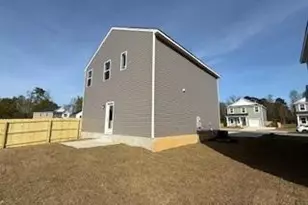 105 Stout Lndg, Dunn, NC 28334 - Photo 5