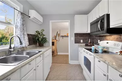 326 Hawley Lane, Fayetteville, NC 28301 - Photo 13