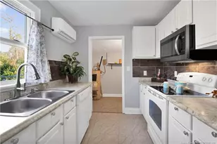 326 Hawley Ln, Fayetteville, NC 28301 - Photo 13