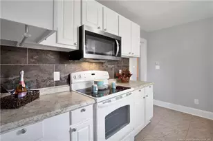 326 Hawley Ln, Fayetteville, NC 28301 - Photo 9