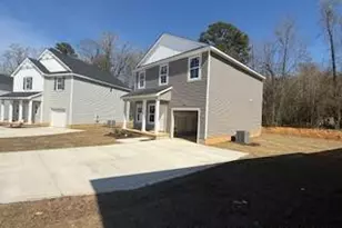 134 Stout Lndg, Dunn, NC 28334 - Photo 3