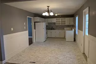 1926 Pumpkin Rd, Fayetteville, NC 28304 - Photo 3