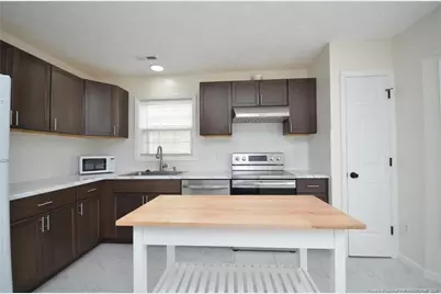 6329 Foxglenn Drive, Fayetteville, NC 28314 - Photo 9