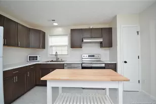 6329 Foxglenn Dr, Fayetteville, NC 28314 - Photo 9