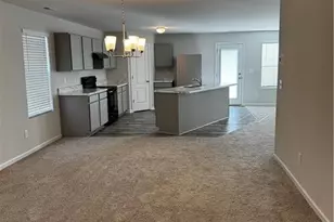 4623 Revelstroke Rd, Hope Mills, NC 28348 - Photo 5