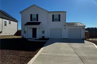 4623 Revelstroke Rd, Hope Mills, NC 28348 - Photo 1