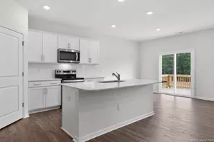 143 Charlies Bnd Wy, Spring Lake, NC 28390 - Photo 5