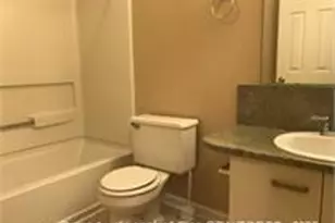 979 Stewarts Creek Dr, Fayetteville, NC 28315 - Photo 11