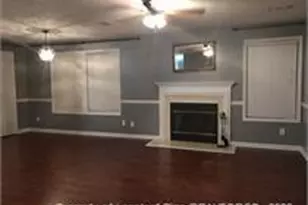 979 Stewarts Creek Dr, Fayetteville, NC 28315 - Photo 3