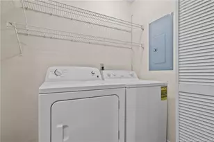 1220 N Forest Dr, Fayetteville, NC 28303 - Photo 15