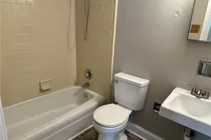 5622 Carson Dr, Fayetteville, NC 28303 - Photo 11