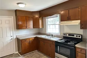 5622 Carson Dr, Fayetteville, NC 28303 - Photo 9