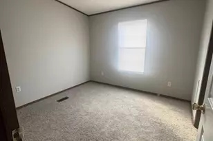 153 Oak St, Fayetteville, NC 28306 - Photo 3