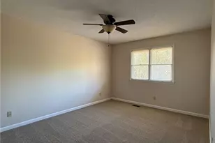 403 W 8th Ave, Raeford, NC 28376 - Photo 19