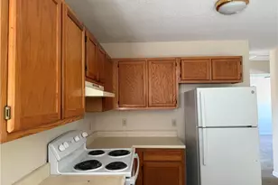 403 W 8th Ave, Raeford, NC 28376 - Photo 9