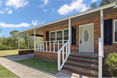 202 Mercer Street, Red Springs, NC 28384 - Photo 3