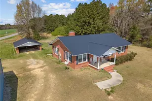 1739 McDuffie Rd, Biscoe, NC 27209 - Photo 29