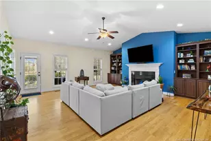 417 Foxwood Dr, Hope Mills, NC 28348 - Photo 13