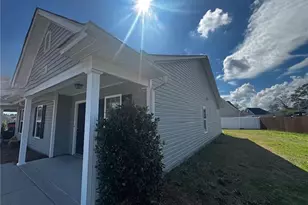 103 Johnny Johnson St, Lumberton, NC 28360 - Photo 15