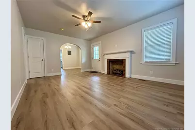211 N Roberts Street, Raeford, NC 28376 - Photo 5