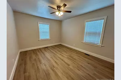 211 N Roberts Street, Raeford, NC 28376 - Photo 7