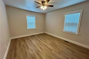 211 N Roberts St, Raeford, NC 28376 - Photo 7