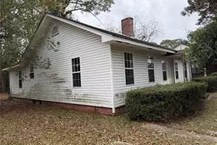 309 W 17th St, Lumberton, NC 28358 - Photo 3