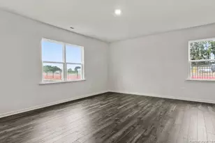 81 Discovery Wy, Spring Lake, NC 28390 - Photo 13