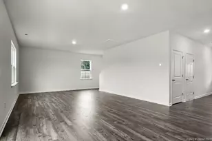 81 Discovery Wy, Spring Lake, NC 28390 - Photo 11