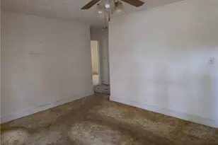 407 N Edinborough St, Red Springs, NC 28377 - Photo 5