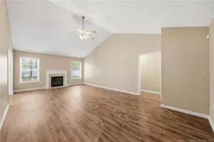 3327 Broomsgrove Dr, Fayetteville, NC 28306 - Photo 5