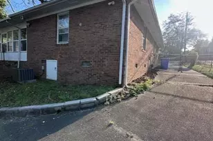 1702 Edgecombe Ave, Fayetteville, NC 28301 - Photo 7