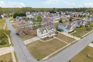 3825 Barnsdale Dr, Wade, NC 28395 - Photo 3