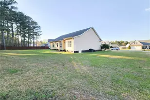 1630 Pristine Ln, Hope Mills, NC 28348 - Photo 33