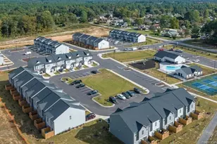 910 Kingscote Dr, Fayetteville, NC 28314 - Photo 3