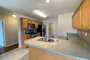 89 Person Ct, Spring Lake, NC 28390 - Photo 5