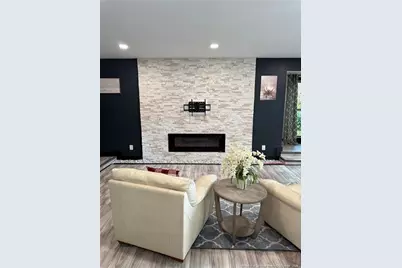 5721 Waters Edge Drive, Fayetteville, NC 28314 - Photo 9